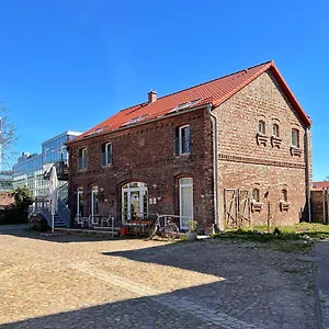Jaartn - Boardinghouse & Aparthotel Schönefeld
